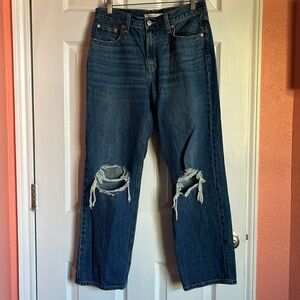 LEVI'S- Low Pro Distressed Straight Size 29